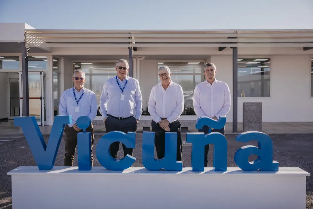 Vicuna-Visita-CEO-34