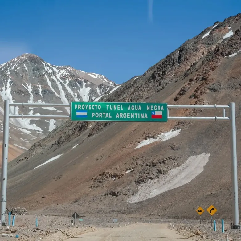 c61ee3851e6e5c7e7a4319574b2e6715_L