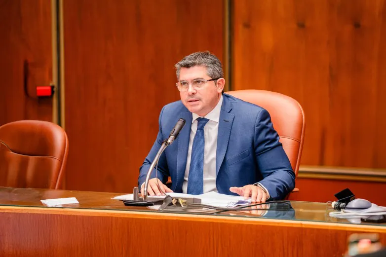 cb82c37b3fde6c839baf40bbe5d57172_L