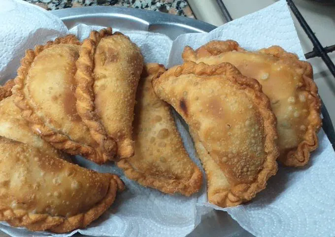 pasteles-de-carne-fritos-foto-principal